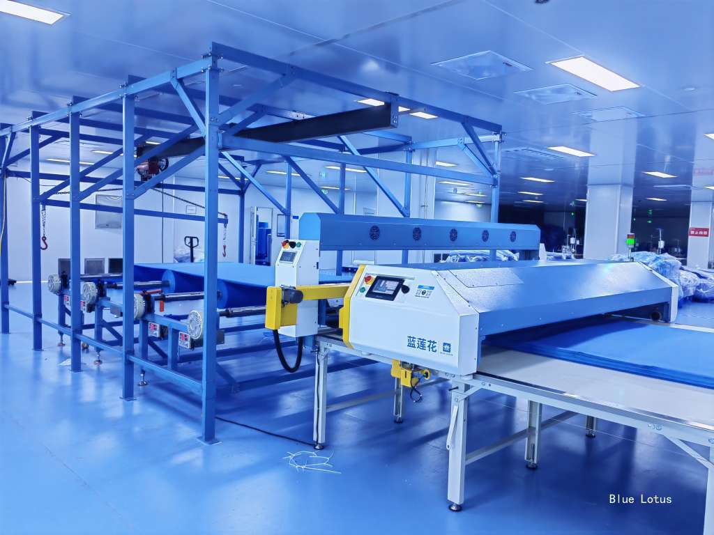 Blue Lotus automatic fabric laying machine is perfectly compatible with woven fabrics